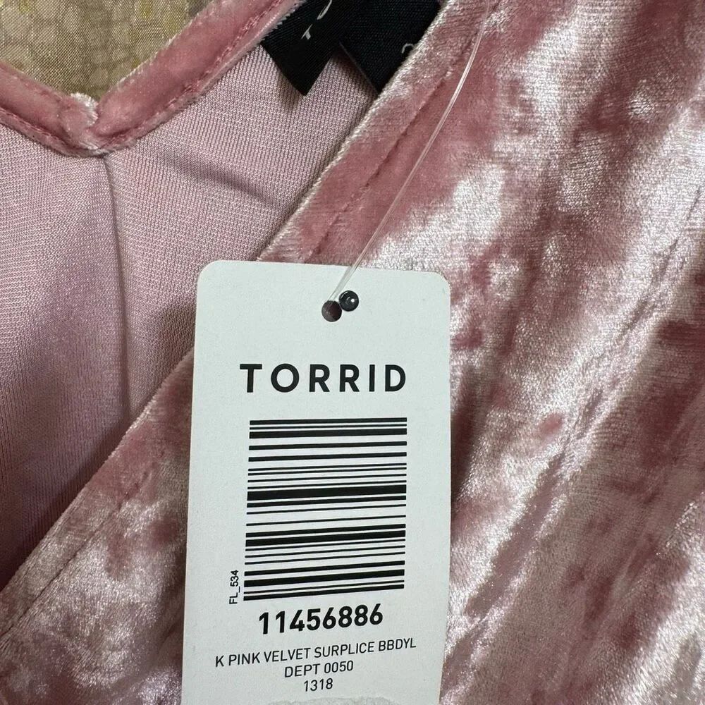 Torrid Light Pink Crushed Velvet Surplice Babydoll Tank Blouse 3X NWT - Picture 4 of 7